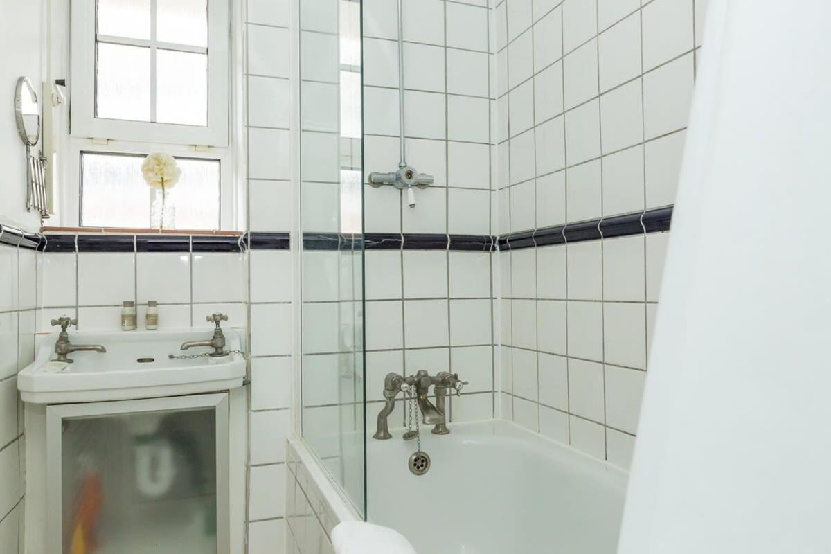 Convenient 2 Bedroom In Apartamento
