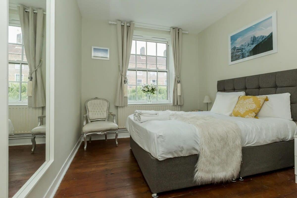 Convenient 2 Bedroom In *